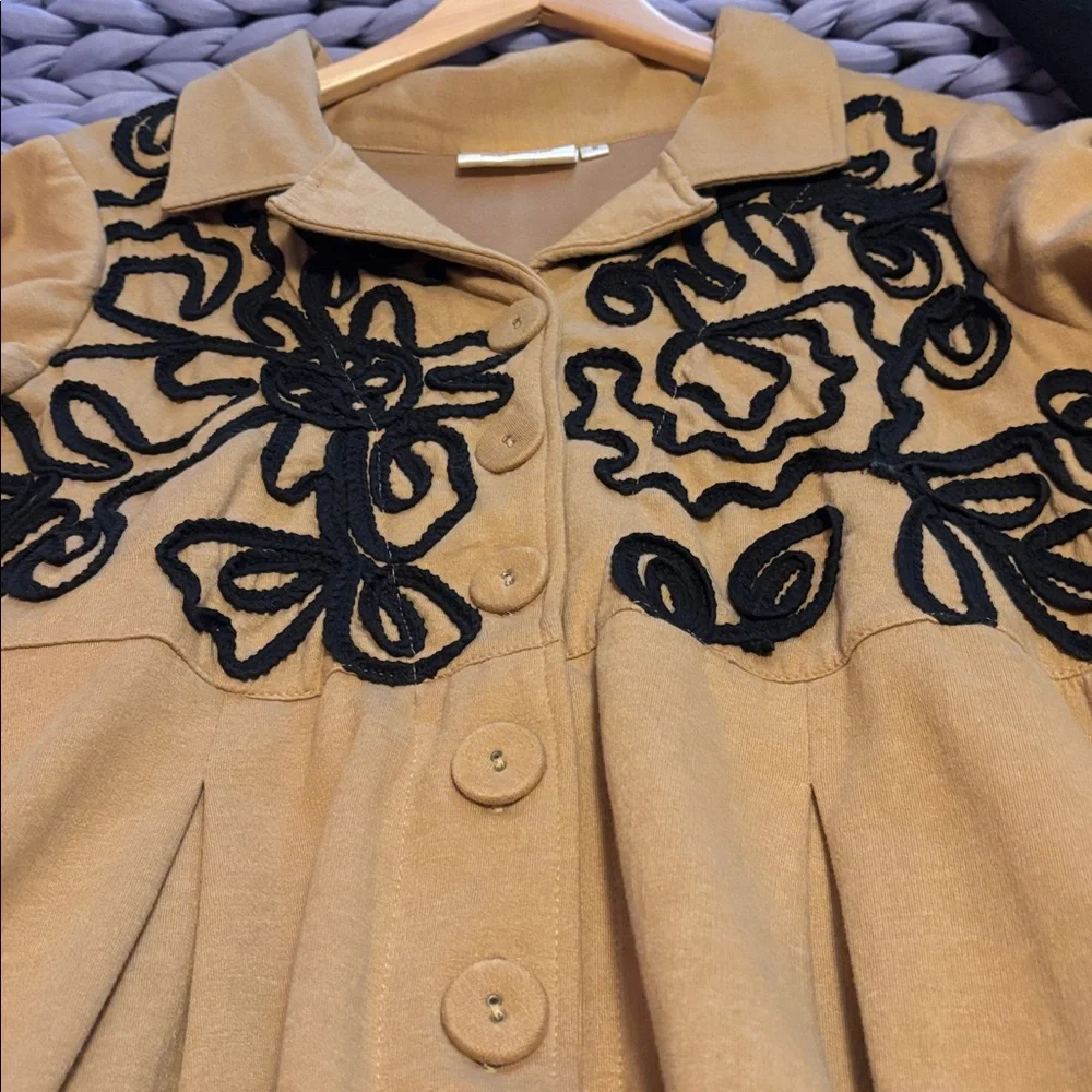 PAPER LACE Tan Coat with Black Floral Embroidery. 100% Cotton. Size Small. - Picture 6 of 7